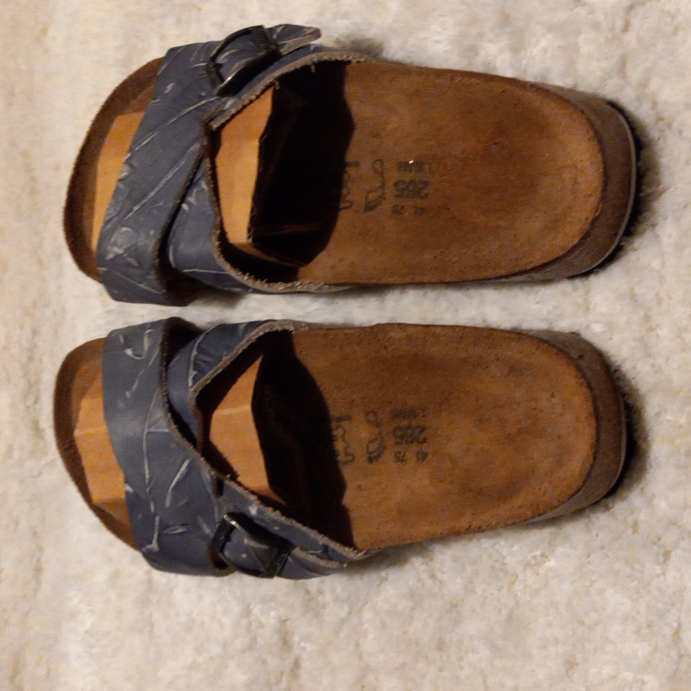 Slide shoes for men or women in size 10 women or size 8 men